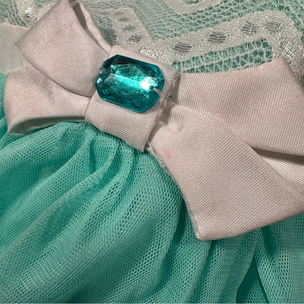 Jona Michelle Mint Colored Dress With Chevron Lace Detail - Girls Size 6 - Picture 4 of 4